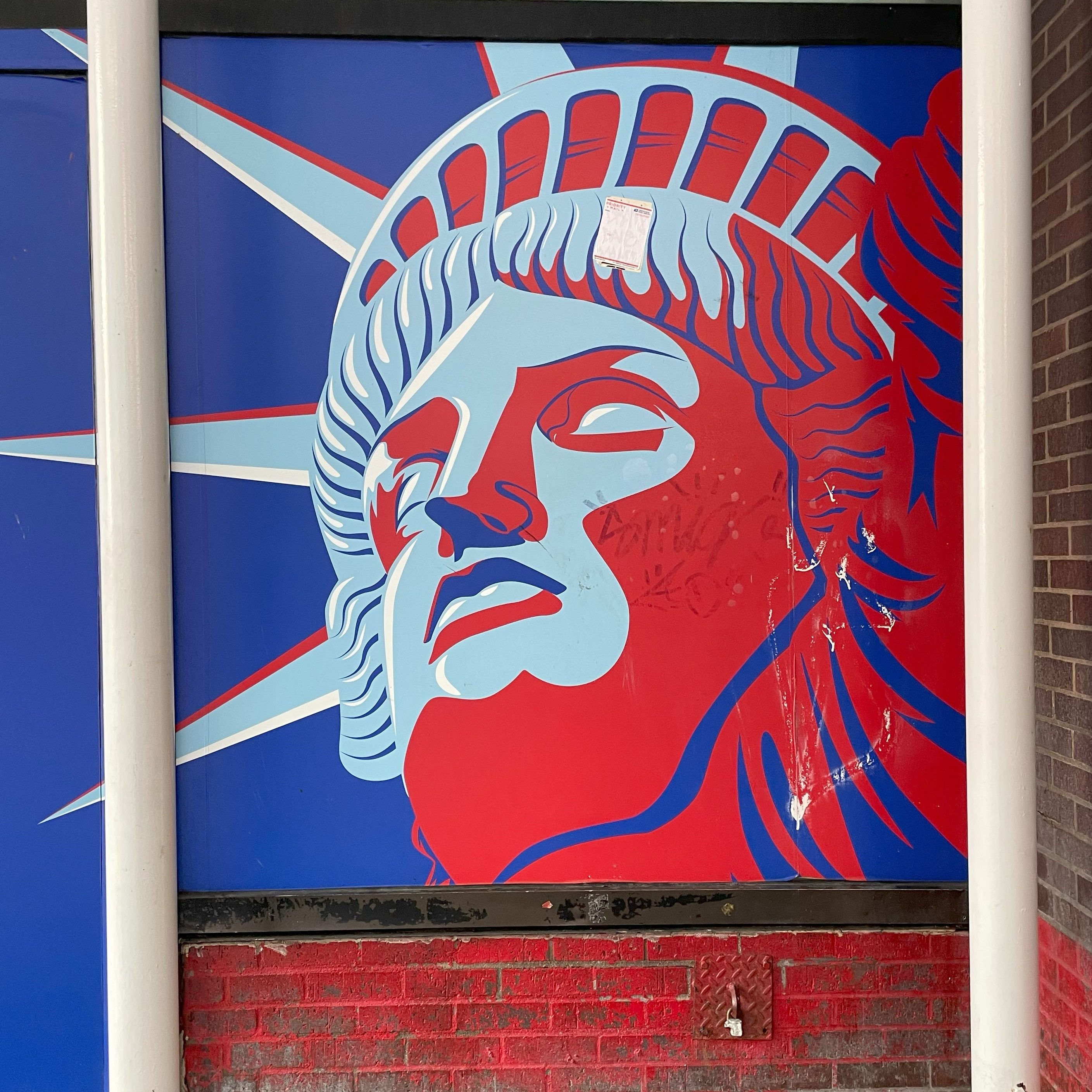 Street art at W 42nd St & Port Authority Terminal